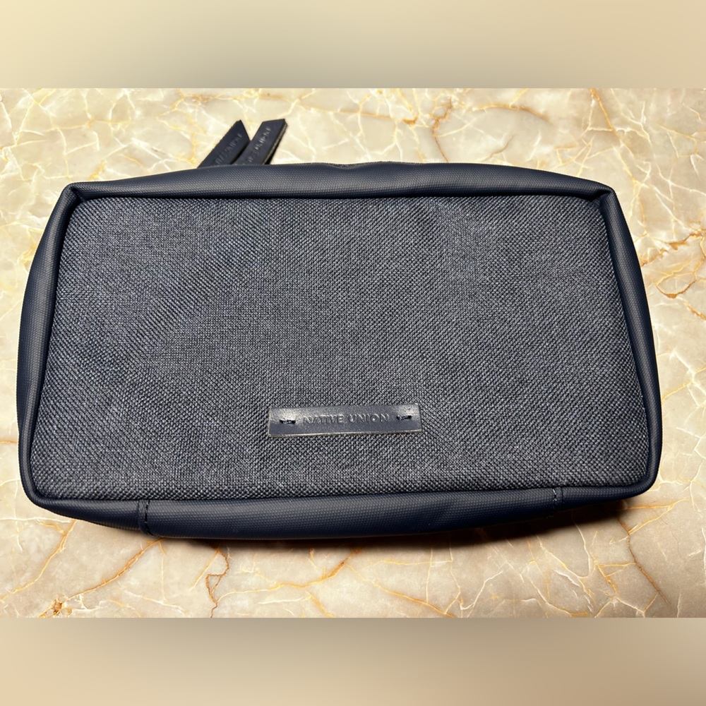 Native Union Stow Organizer